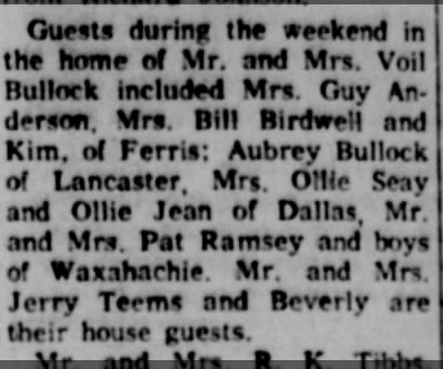Newspaper notice naming Mrs. Guy Anderson among weekend guests of Mr. and Mrs. Voil Bullock